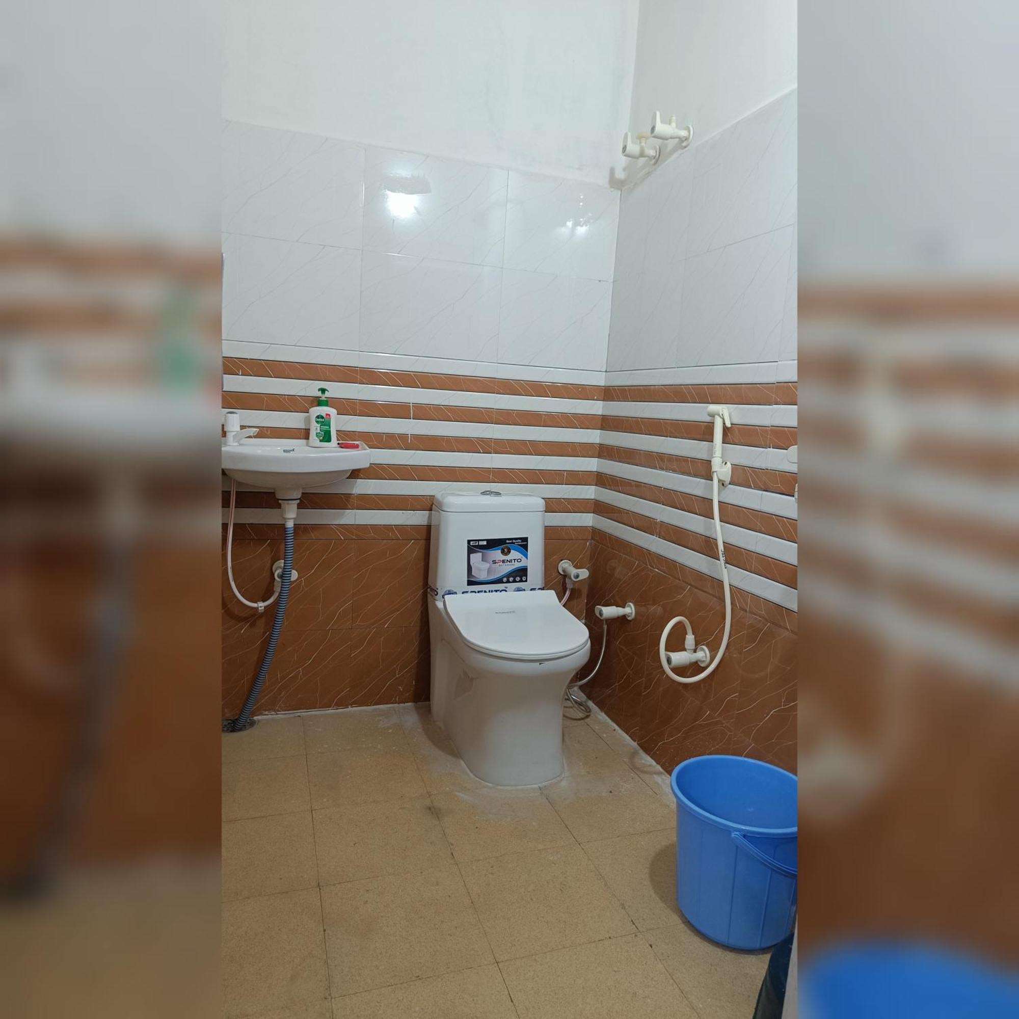 Keshav Narayan Home Stay Mathura Exterior photo